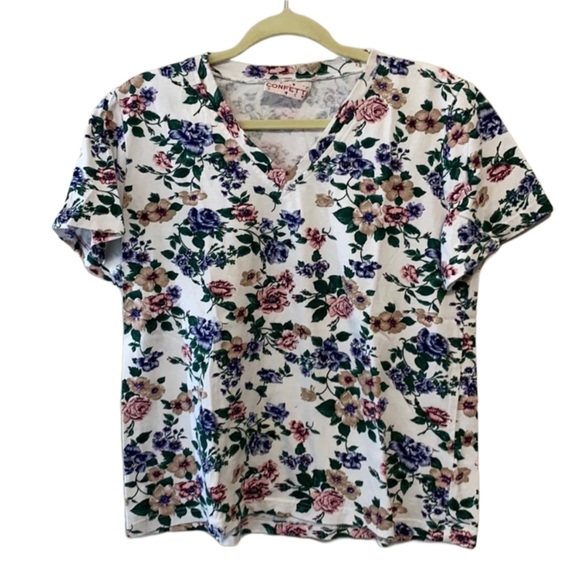 Vintage Tops - Vintage Confetti Floral V Neck Tee Shirt